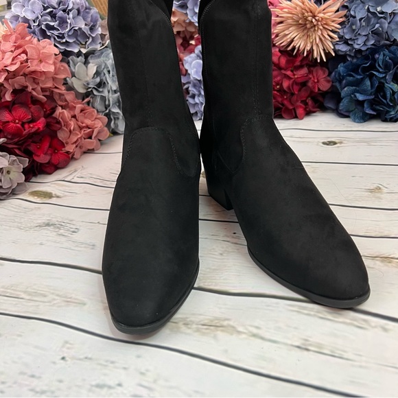 Black Over-the-Knee Faux Suede Heeled Boot - Picture 10 of 16